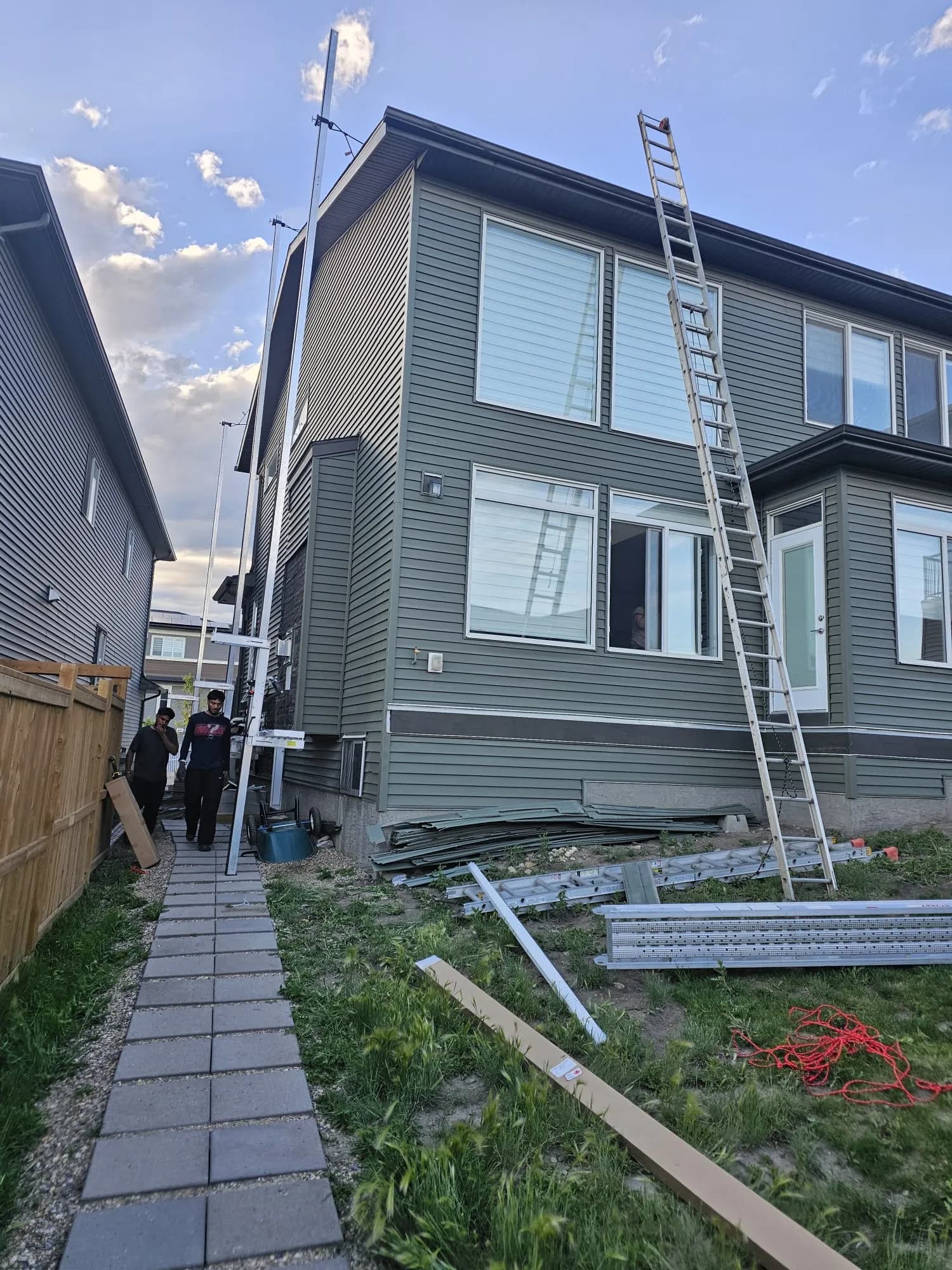 Siding in Calgary by 7 Lucky Enterprises