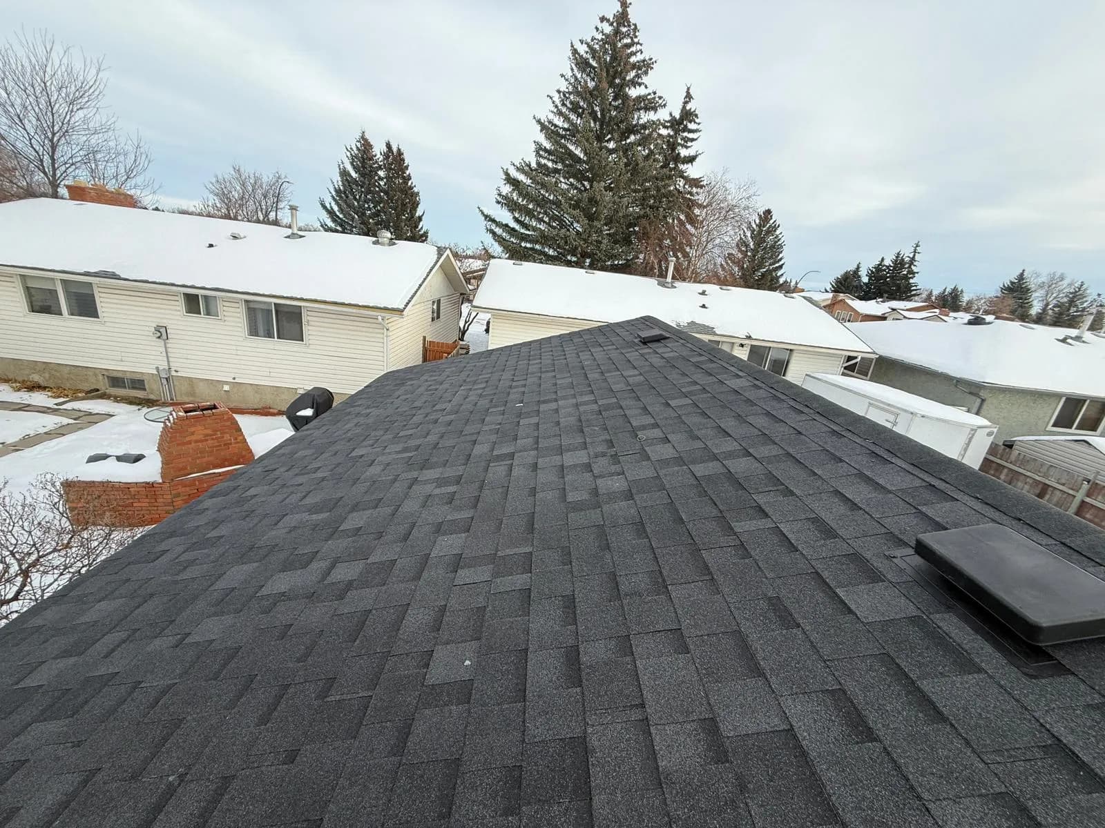 Roof deck & underlayment