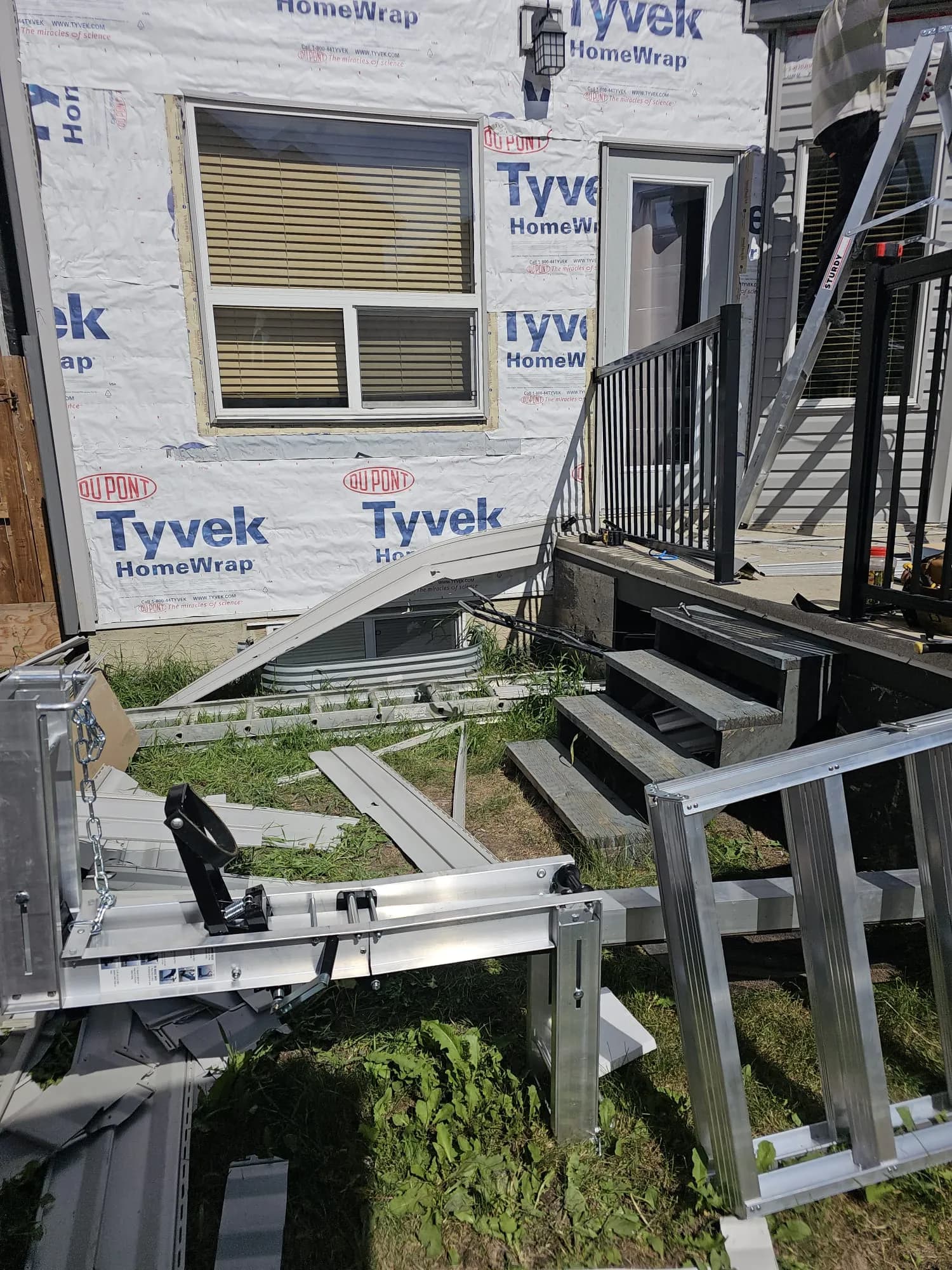Insulated vinyl siding panels
