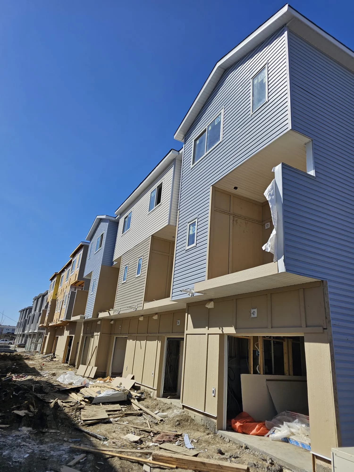Finished vinyl siding