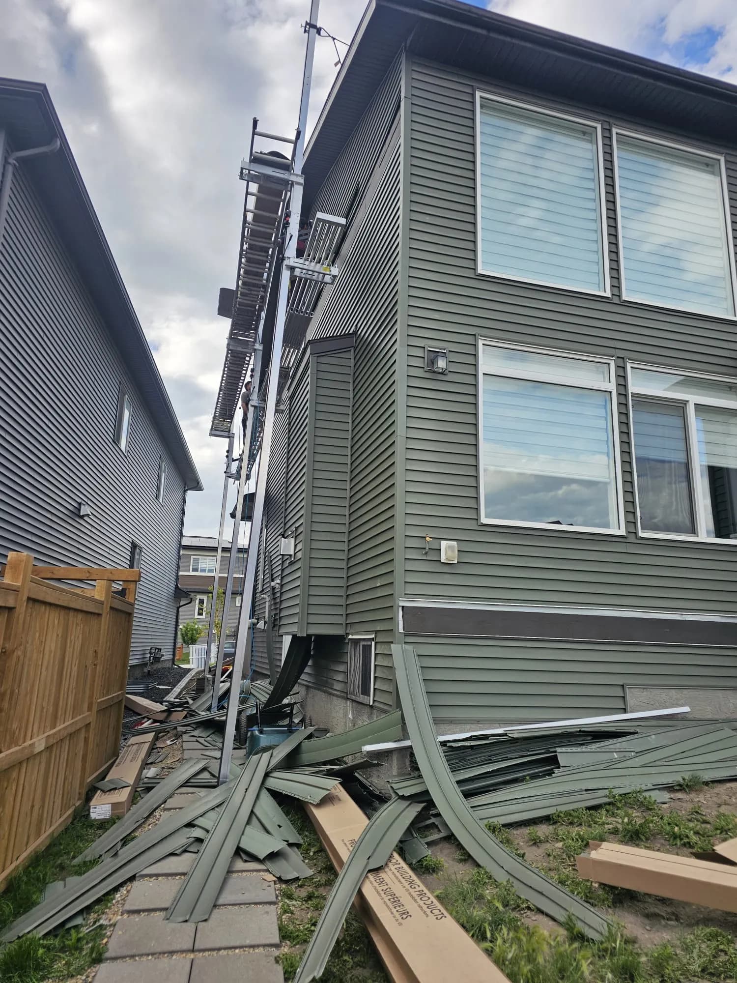 Fiber cement lap siding
